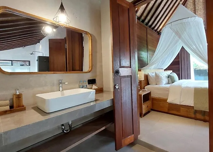 Chic 1br Romantic & Private Pool At Puri Bhawana Вилла *