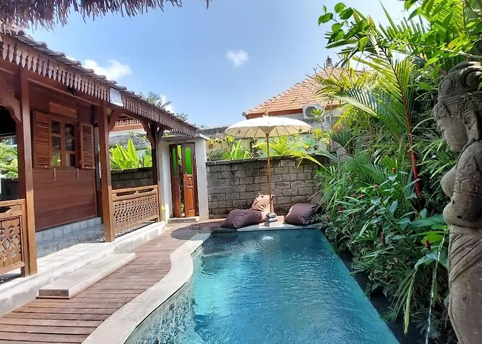 Chic 1br Romantic & Private Pool At Puri Bhawana Вилла *