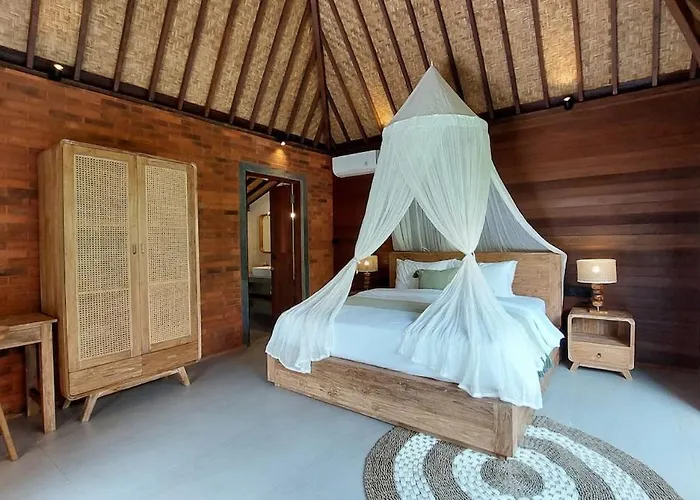 Chic 1br Romantic & Private Pool At Puri Bhawana Убуд